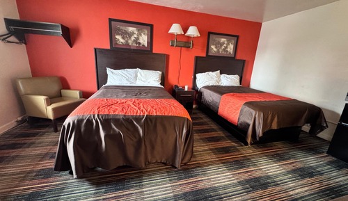 Room, Multiple Beds, Smoking