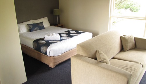 Standard Queen Room