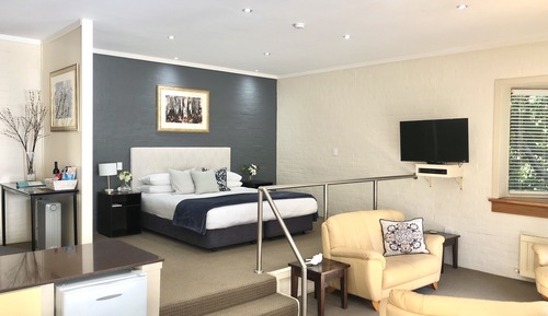 Executive/Bridal Suite