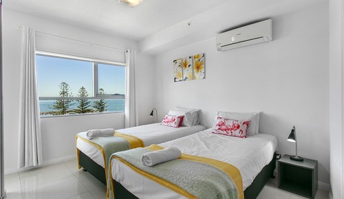3.5 Bedroom Apartment - Ocean View (Sleeps up to 8)