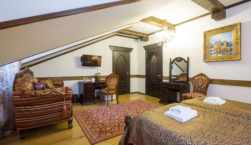 Deluxe Double Room (Twin Bed)