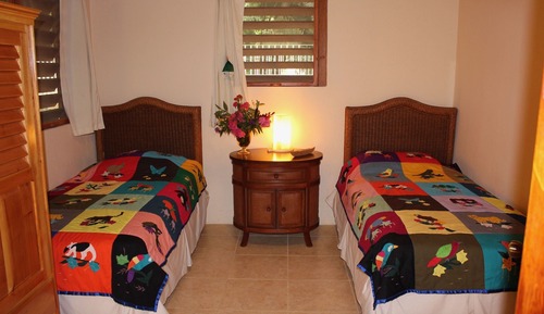 Cangrejal River Lodge