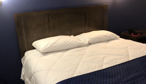 Deluxe Room, 1 Queen Bed