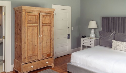 Collina Farm Standard Room