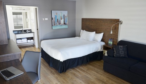 Suite, 1 King Bed, Non Smoking, Jetted Tub