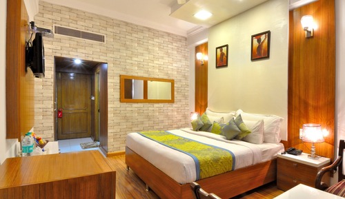 Deluxe Room, Multiple Beds, City View