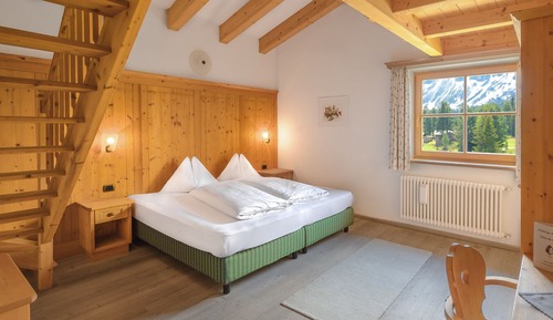 Family Room, Non Smoking, Mountain View