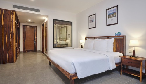 Senior Deluxe Double Room
