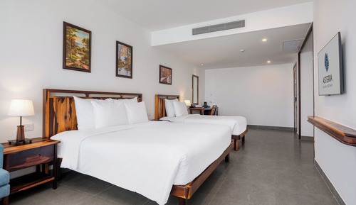 Grand Room, Ocean View