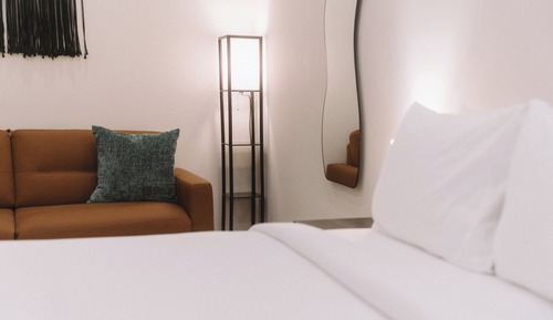 First Floor Deluxe Suite (2 Twin XLs or 1 King)