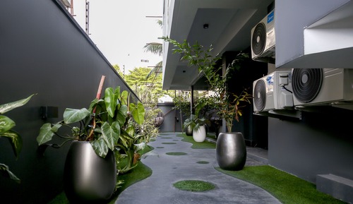 City Apartment, 3 Bedrooms, Private Pool, City View