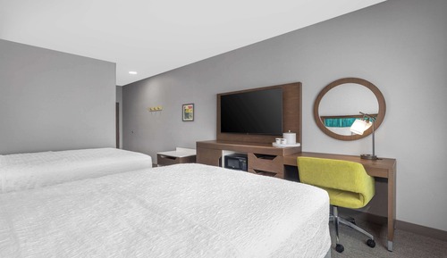 Room, 2 Queen Beds, Accessible (Hearing)