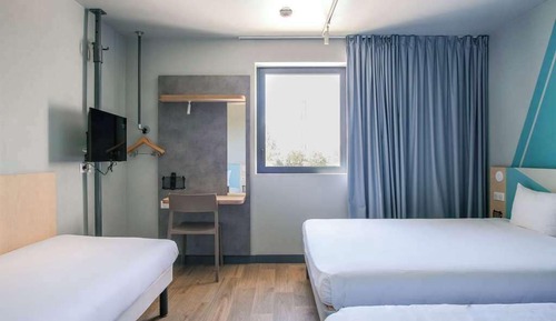 Standard Room, Multiple Beds