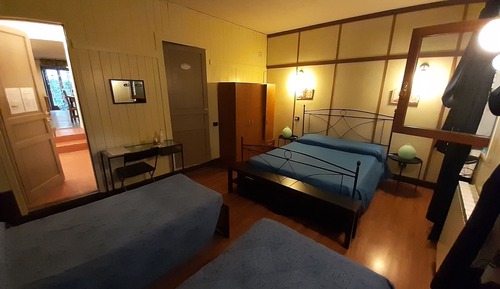 Triple Room