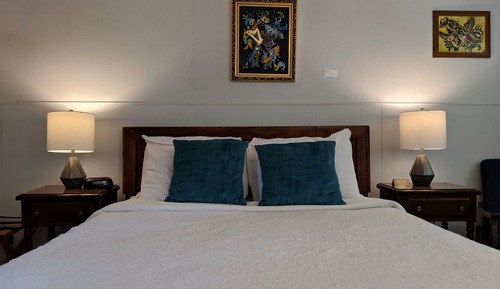 Economy Room, 1 Queen Bed