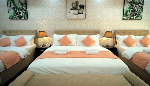 Family Room, Multiple Beds, Non Smoking