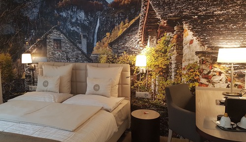 Economy Double Room, 2 Twin Beds, Private Bathroom