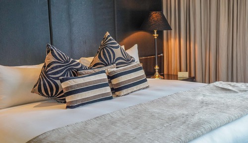 Executive Suite, Sea View