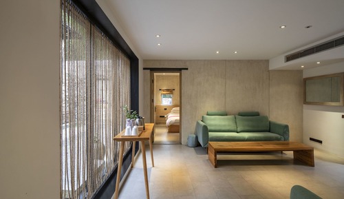 Family Room, 2 Bedrooms