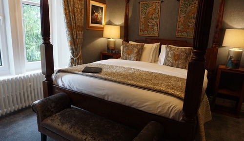 Superior Double Room, Ensuite (Super King Bed)