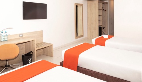 Traditional Room, 3 Twin Beds