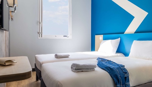 Standard Room, 2 Twin Beds