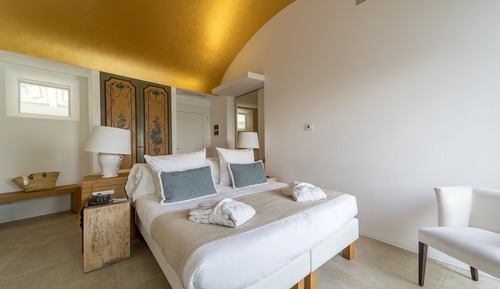 Room (Prestige)