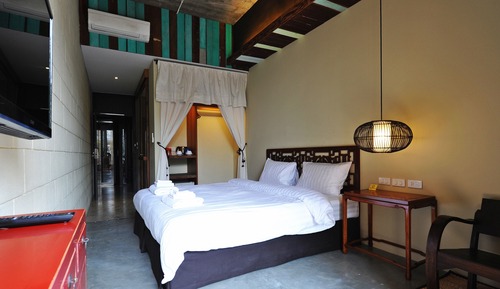 Standard Room, 1 King Bed