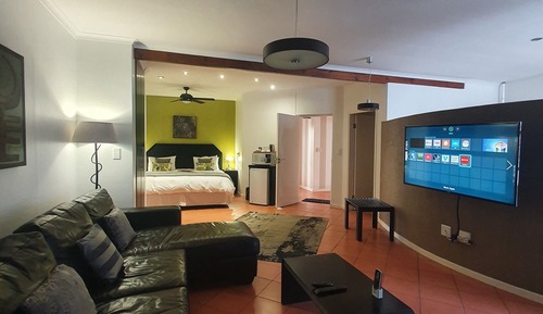 Luxury Suite