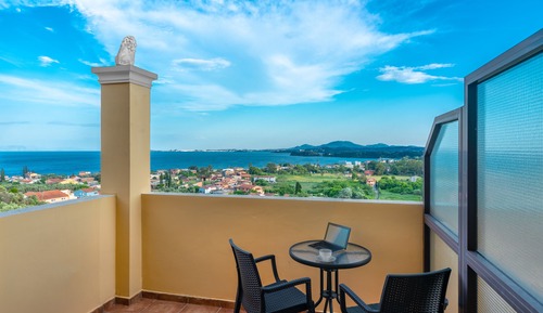 Luxury Room (Panoramic View)