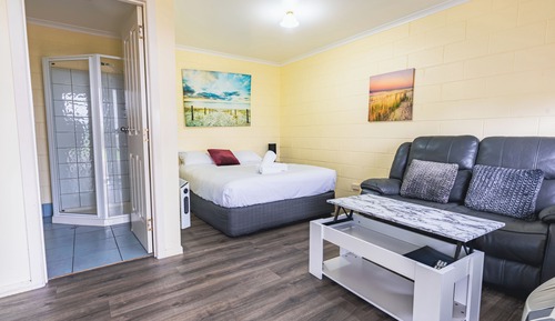 Motel Room (Unserviced)