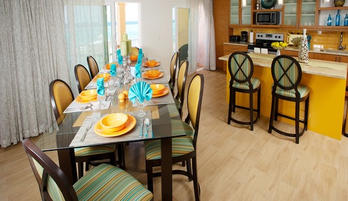 Suite, 2 Bedrooms, Pool View, Poolside