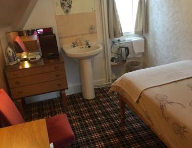 Single Room with Shared Bathroom