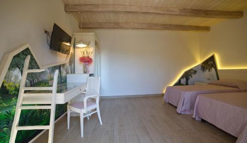 Double or Twin Room with Garden View
