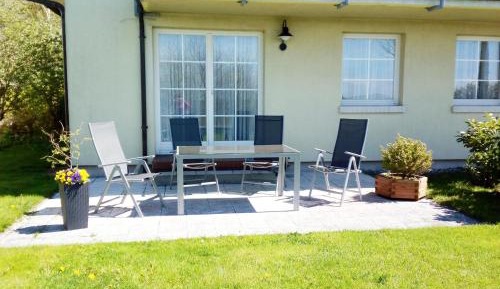 One-Bedroom Apartment with Terrace - 138 ft²