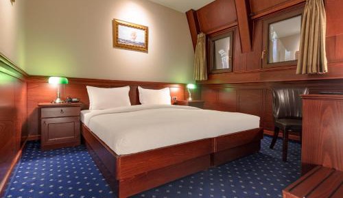 Double or Twin Room with River View