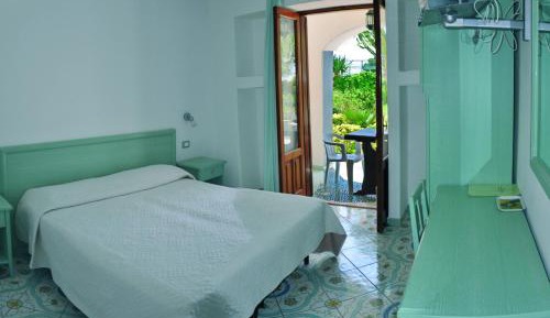 Double or Twin Room with Garden View