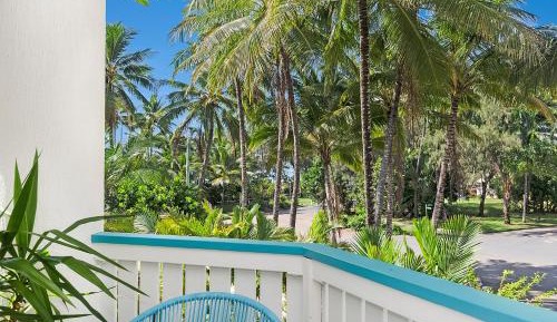 Superior Studio Apartment with Partial Sea View - First Floor