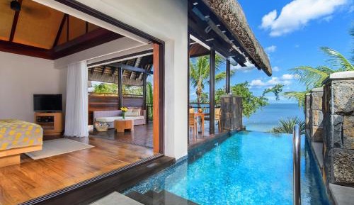 Luxury Oceanfront Pool Suite with Heated Pool