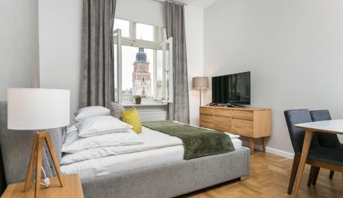 Superior Studio with Main Market Square View