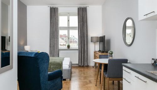 Superior Double with Main Market Square View