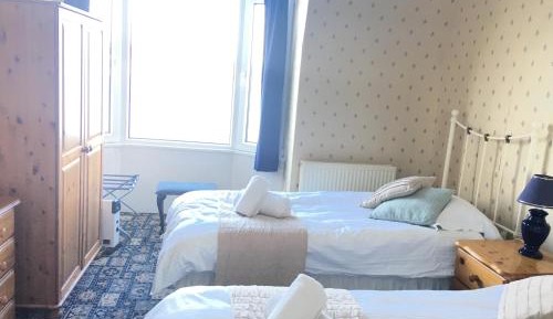 Deluxe Twin Room with Sea View