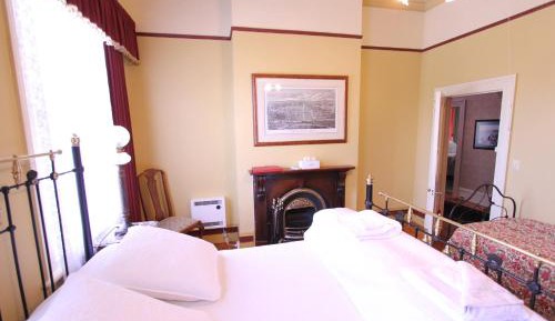 Deluxe Queen Room