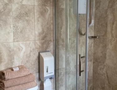 Triple Room with Shared Bathroom