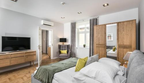 One Bedroom Suite 