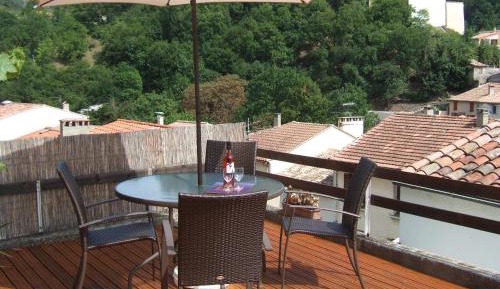 Apartment with Terrace