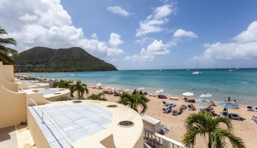 Deluxe Junior Suite Ocean Front