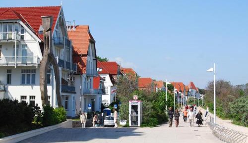 One-Bedroom Apartment with Terrace