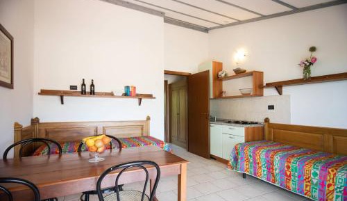 One-Bedroom Apartment (4 Adults)