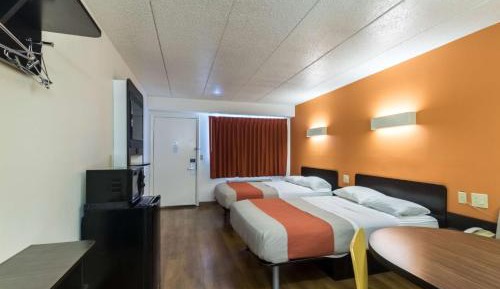 Quadruple Room - Non-Smoking